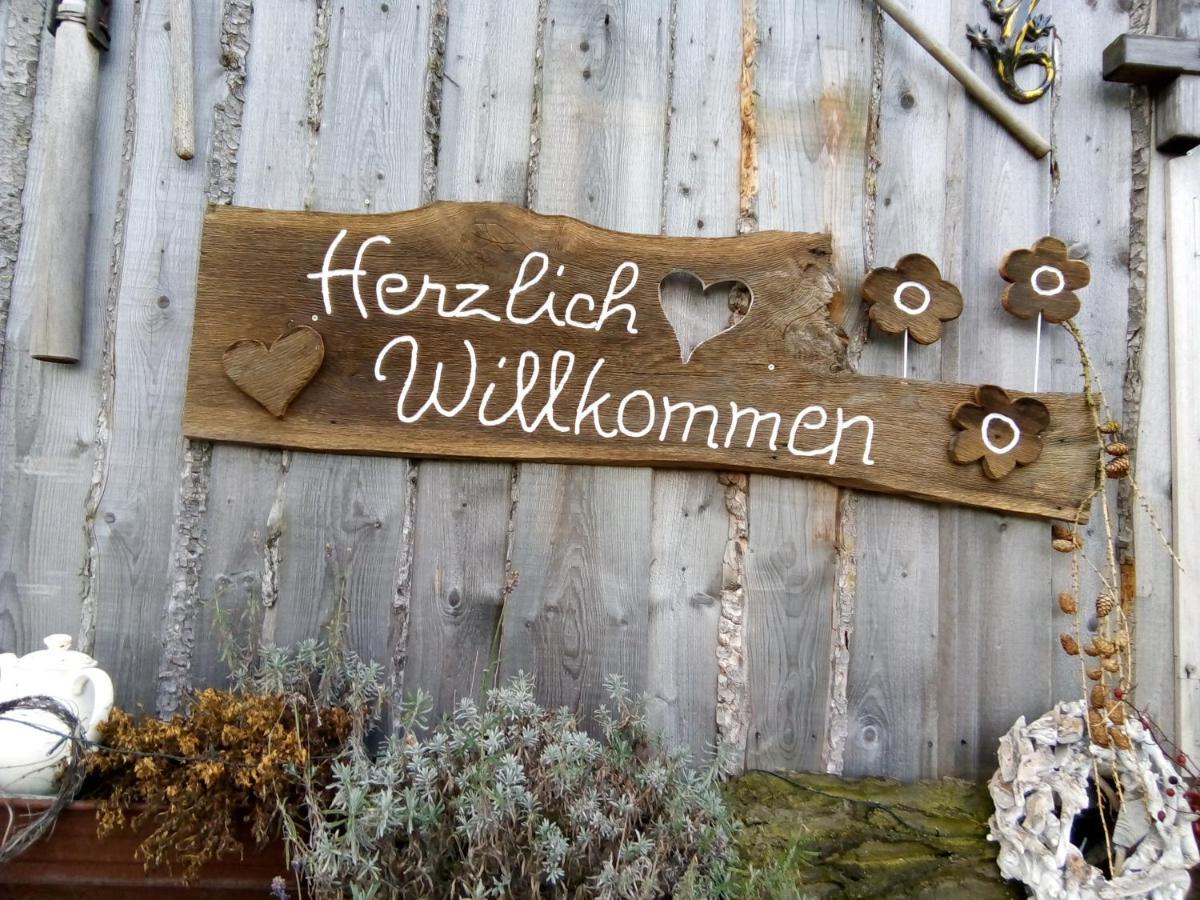 Ferienwohnung Bienwald Mit Pool Fuer 4 - 6 Personen Mit 3 Schlafzimmern Grobitz Exterior photo